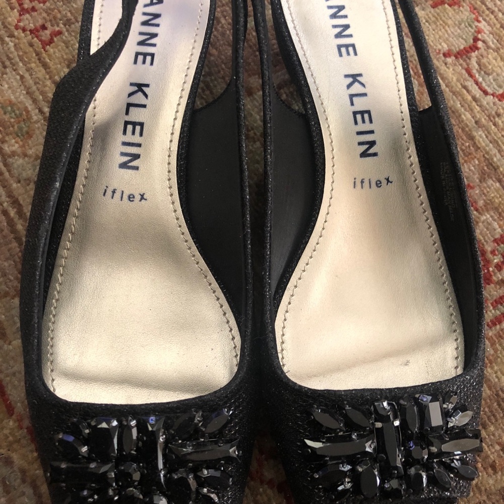 Beautiful low heel evening dress shoe